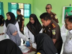 Peringati Harla Kejaksaan, Kejari SBT Gelar Jaksa Masuk Sekolah
