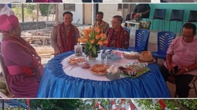 Uskup Monseigneur Seno Ngutra Disambut Meriah di Kelaan Saat Kunjungan Kanonik ke Fordata
