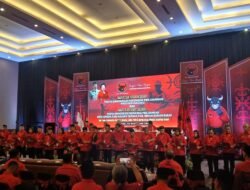 Lantik Benhur Cs, Hasto Minta Pengurus Kerja Dengan Hati Besarkan PDI Perjuangan