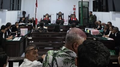 Sidang Dugaan Korupsi PT Tanimbar Energi Kian Menjerat Mantan Bupati Petrus Fatlolon