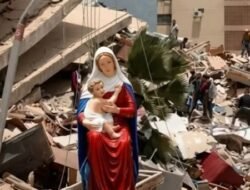 Beton Runtuh, Harapan Tetap Berdiri: Arca Bunda Maria Ditemukan Utuh di Tengah Reruntuhan Gempa Caracas